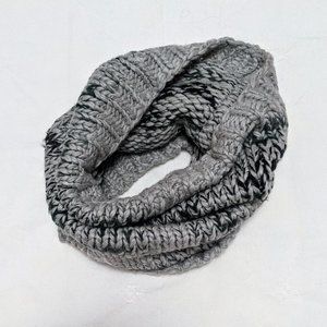Chunky Knit Circle Scarf